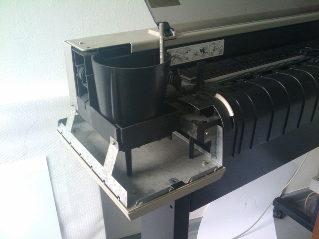 Carousel End of HP 7576A with Housing Removed Carousel End of HP 7576A with Housing Removed