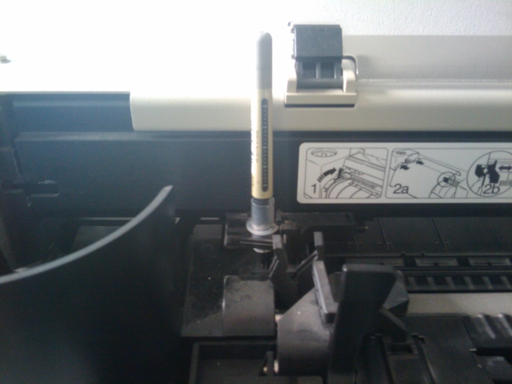 Adapted pen in position Adapted pen in position